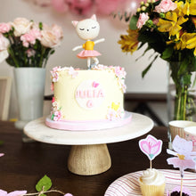 Load image into Gallery viewer, Pastel cake with cat ballerina - Pooka Party
